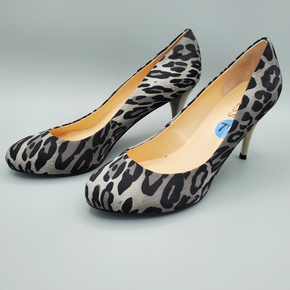 GW Sabina2 Animal print heels by Guess - Picture 2 of 5